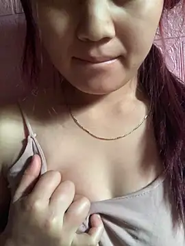 Snapshot of Winnie-sexy chatting on February 23, 2026, 5:27 am Winnie-sexy online show from February 23, 2026, 5:27 am