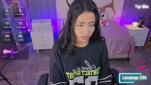 Snapshot of Joselyn_tay chatting on July 12, 2026, 12:07 pm Joselyn tay online show from July 12, 2026, 12:07 pm