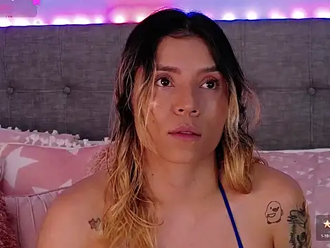 Antonella Lee online show from November 18, 2025, 7:51 pm