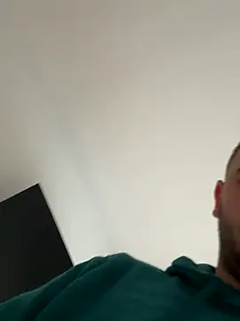 Alex005962 online show from November 13, 2025, 12:37 pm