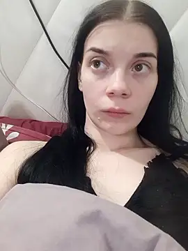 JhonSHelBy7LuNa online show from January 7, 2026, 10:56 pm