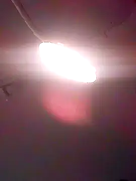 JhonSHelBy7LuNa online show from February 24, 2026, 1:31 pm