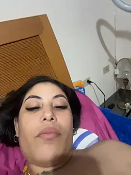 Anna Bitch Disgusting online show from January 6, 2026, 7:34 am