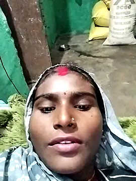 Big Lovexx online show from November 21, 2025, 3:44 pm