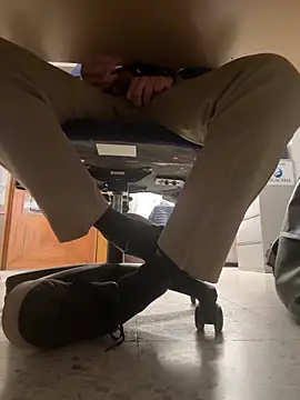 Snapshot of Dihotbi chatting on November 18, 2025, 10:14 pm Dihotbi online show from November 18, 2025, 10:14 pm