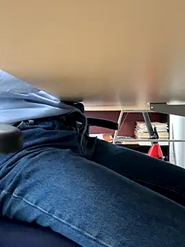 Snapshot of Dihotbi chatting on November 20, 2025, 8:30 pm Dihotbi online show from November 20, 2025, 8:30 pm