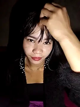 gugu0022 online show from December 15, 2025, 8:46 pm