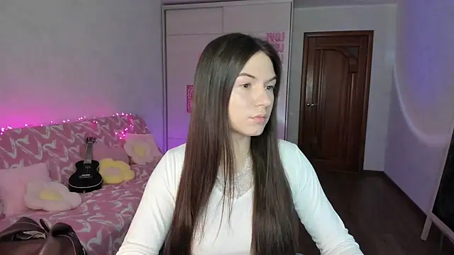 luna lust 212 online show from July 2, 2026, 4:18 am