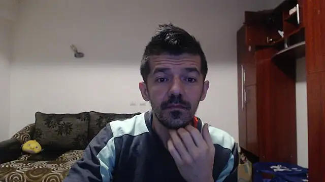 Snapshot of Dale_E chatting on December 18, 2024, 2:21 am Dale E online show from December 18, 2024, 2:21 am