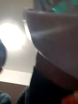 Snapshot of Dale_E chatting on December 29, 2024, 3:11 am Dale E online show from December 29, 2024, 3:11 am