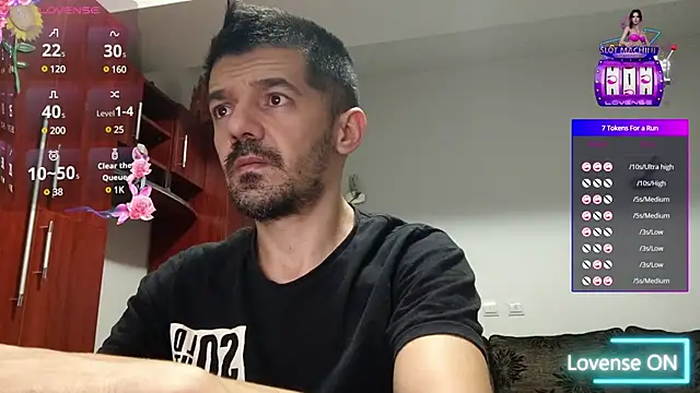 Snapshot of Dale_E chatting on January 21, 2025, 2:43 am Dale E online show from January 21, 2025, 2:43 am