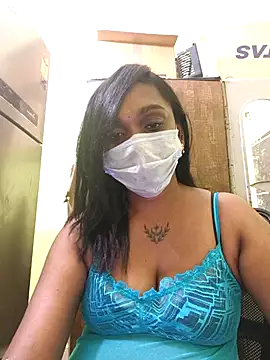 Dharshini98 online show from December 15, 2025, 1:21 am