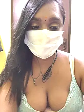 Dharshini98 online show from March 5, 2026, 5:53 pm