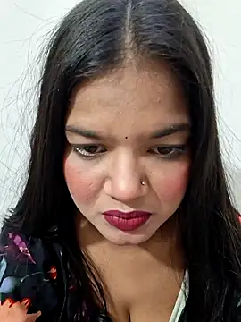 DIMPLE-GIRL88 online show from December 3, 2025, 6:10 am