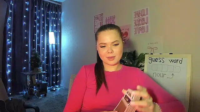 Snapshot of Kira_love_81 chatting on March 11, 2026, 7:42 pm Kira love 81 online show from March 11, 2026, 7:42 pm