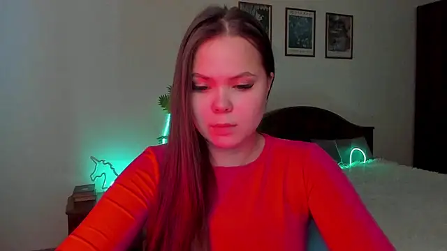Snapshot of Kira_love_81 chatting on March 15, 2026, 4:07 am Kira love 81 online show from March 15, 2026, 4:07 am