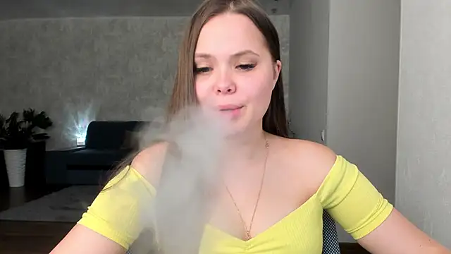 Snapshot of Kira_love_81 chatting on April 29, 2026, 5:30 pm Kira love 81 online show from April 29, 2026, 5:30 pm