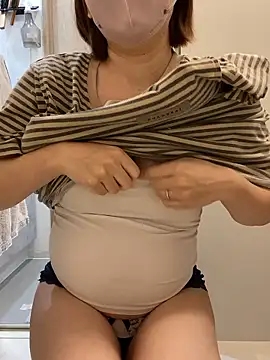 Snapshot of yun_cute chatting on November 15, 2025, 1:07 pm yun cute online show from November 15, 2025, 1:07 pm