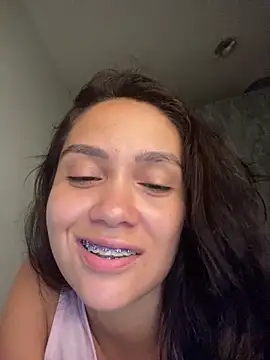 carolsapequinha online show from February 6, 2026, 11:24 am