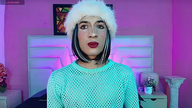 AlexiaHearts online show from March 13, 2026, 1:07 pm