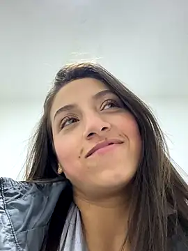 Paulett Smith online show from December 1, 2025, 11:21 pm