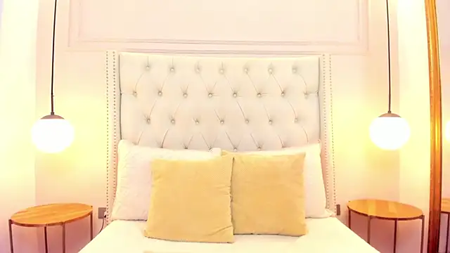 Snapshot of ViickyLee chatting on February 3, 2026, 2:53 am ViickyLee online show from February 3, 2026, 2:53 am