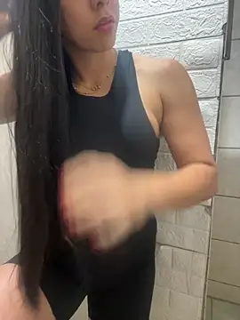 Monahliza online show from December 1, 2025, 3:22 am