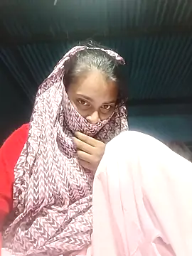 Sweety-rani online show from November 13, 2025, 3:55 pm