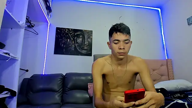 alejoSteele online show from November 24, 2025, 1:27 am