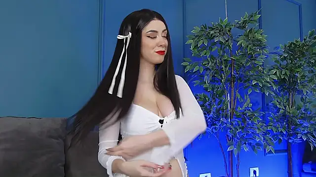 IrissBell online show from November 22, 2025, 6:34 am