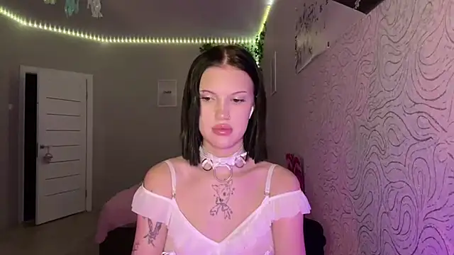 JuliaElse online show from January 6, 2026, 3:05 pm