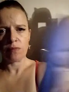 ItIsMeMM143 online show from November 13, 2025, 7:51 am