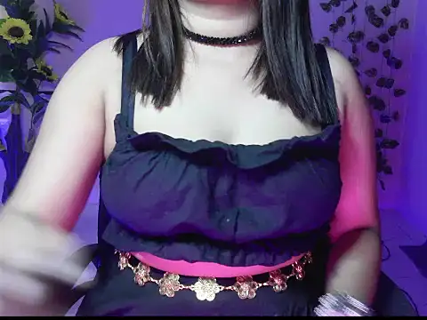 Snapshot of Saira_Hotty chatting on January 19, 2026, 5:22 am Saira Hotty online show from January 19, 2026, 5:22 am