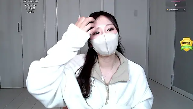 -xRAMUx online show from April 10, 2026, 3:28 pm