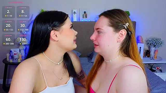 Snapshot of Dina_Mary chatting on November 15, 2025, 3:15 am Dina Mary online show from November 15, 2025, 3:15 am