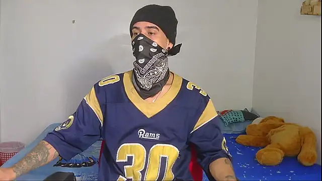 kilyan wow online show from December 2, 2025, 3:23 am