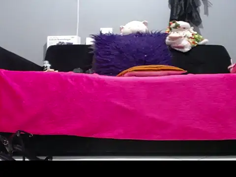 Snapshot of sasha_sexy1 chatting on December 17, 2025, 2:06 am sasha sexy1 online show from December 17, 2025, 2:06 am