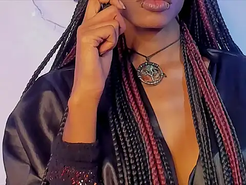 aprille15 online show from December 18, 2025, 1:22 am