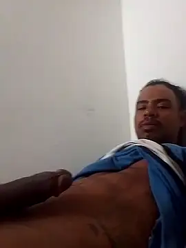 Snapshot of morenoosafado18cm chatting on November 20, 2025, 2:39 pm morenoosafado18cm online show from November 20, 2025, 2:39 pm