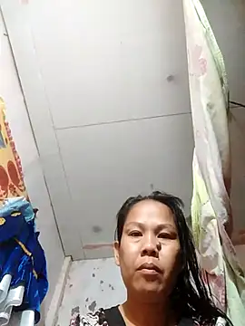 Milky juicycum online show from December 4, 2025, 4:44 am