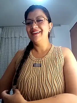 CelesteAlvarez1989 online show from February 25, 2026, 7:07 am