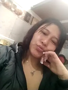 Kitty 25x online show from November 15, 2025, 1:07 pm