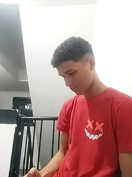 Luigi cumming1 online show from November 20, 2025, 9:42 am