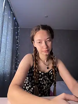 Holy Poly online show from January 7, 2026, 7:55 am