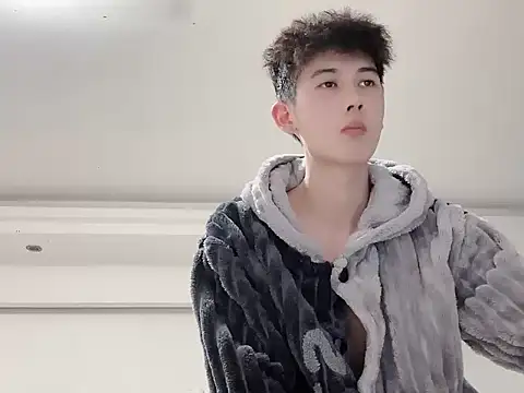 Snapshot of xiaojie-2563 chatting on November 15, 2025, 10:45 am xiaojie-2563 online show from November 15, 2025, 10:45 am