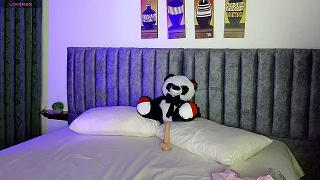 Snapshot of Eternalnight_sm chatting on November 15, 2025, 5:27 am Eternalnight sm online show from November 15, 2025, 5:27 am