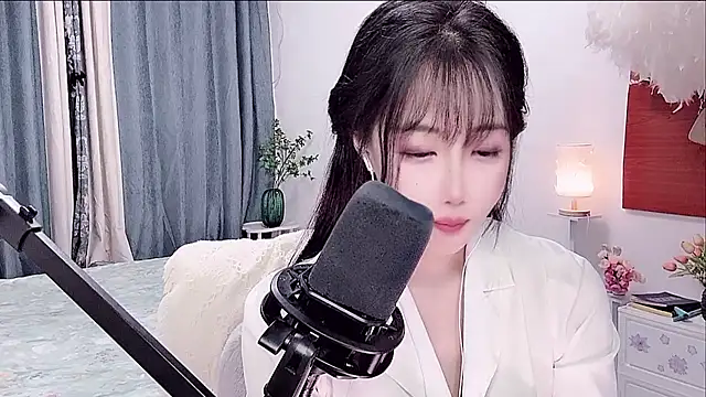 Laura 520 online show from June 20, 2026, 1:14 pm