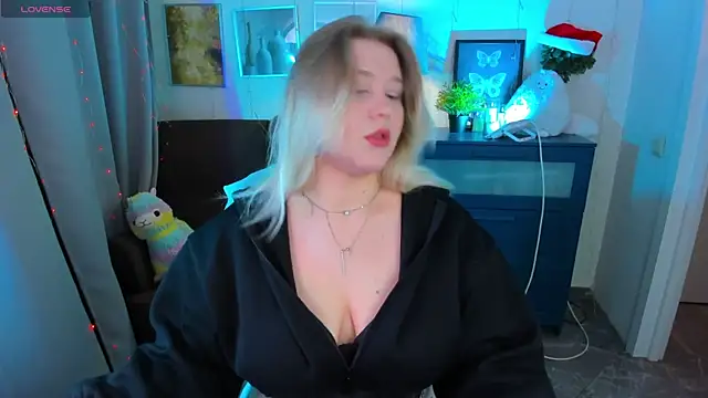 LouiseMous online show from January 10, 2026, 9:52 pm