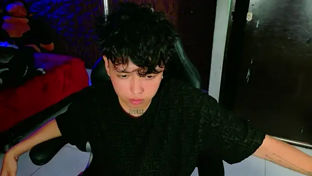 lunabustygirl online show from February 14, 2026, 10:06 pm