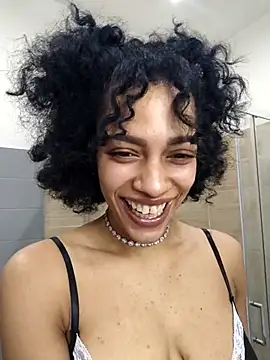 Snapshot of chanell95 chatting on February 2, 2026, 9:46 pm chanell95 online show from February 2, 2026, 9:46 pm